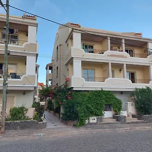 apartamento-antunes.cape-verdehotels.com/