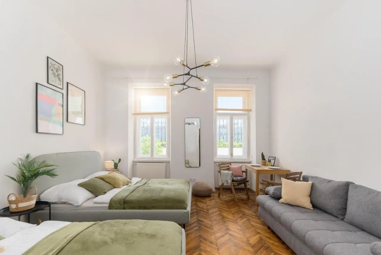 Designer Apartment, Central, Next To Danube Vienna 0*,