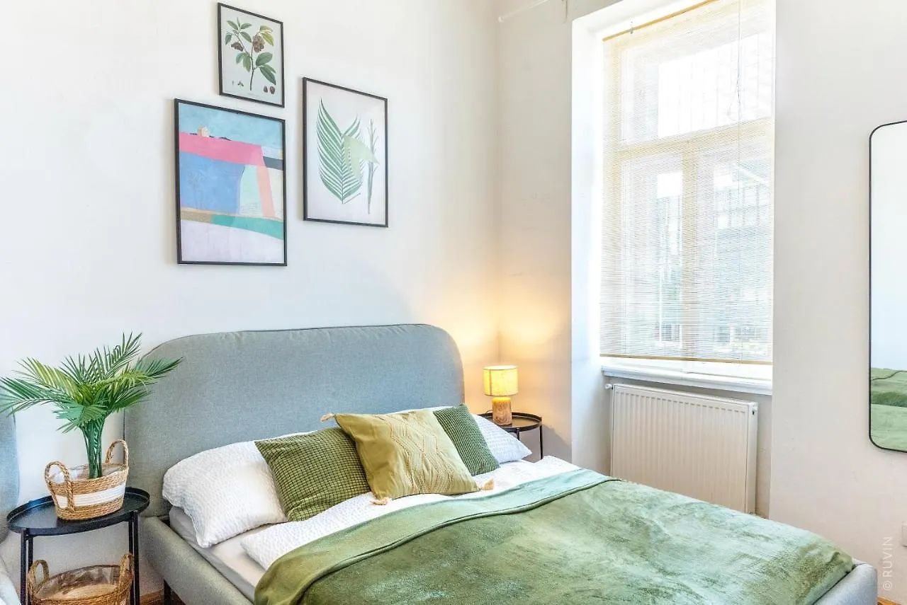 Apartamento Designer Apartment, Central, Next To Danube Viena