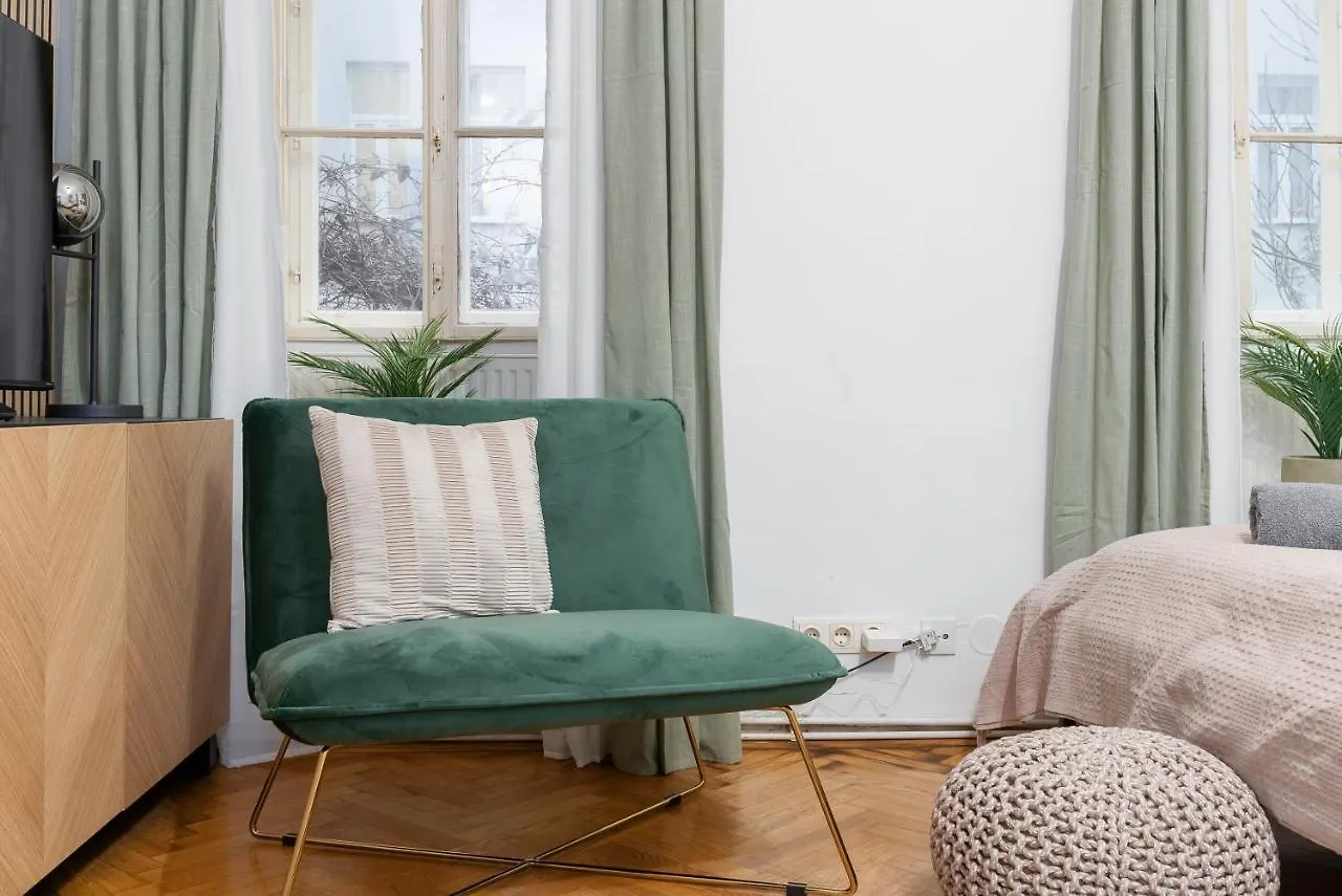 Designer Apartment, Central, Next To Danube Viena 0*,