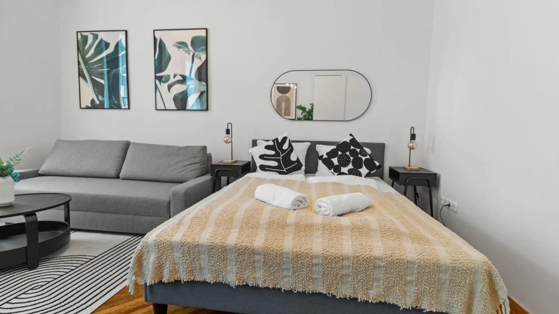 Designer Apartment, Central, Next To Danube Viena Austria